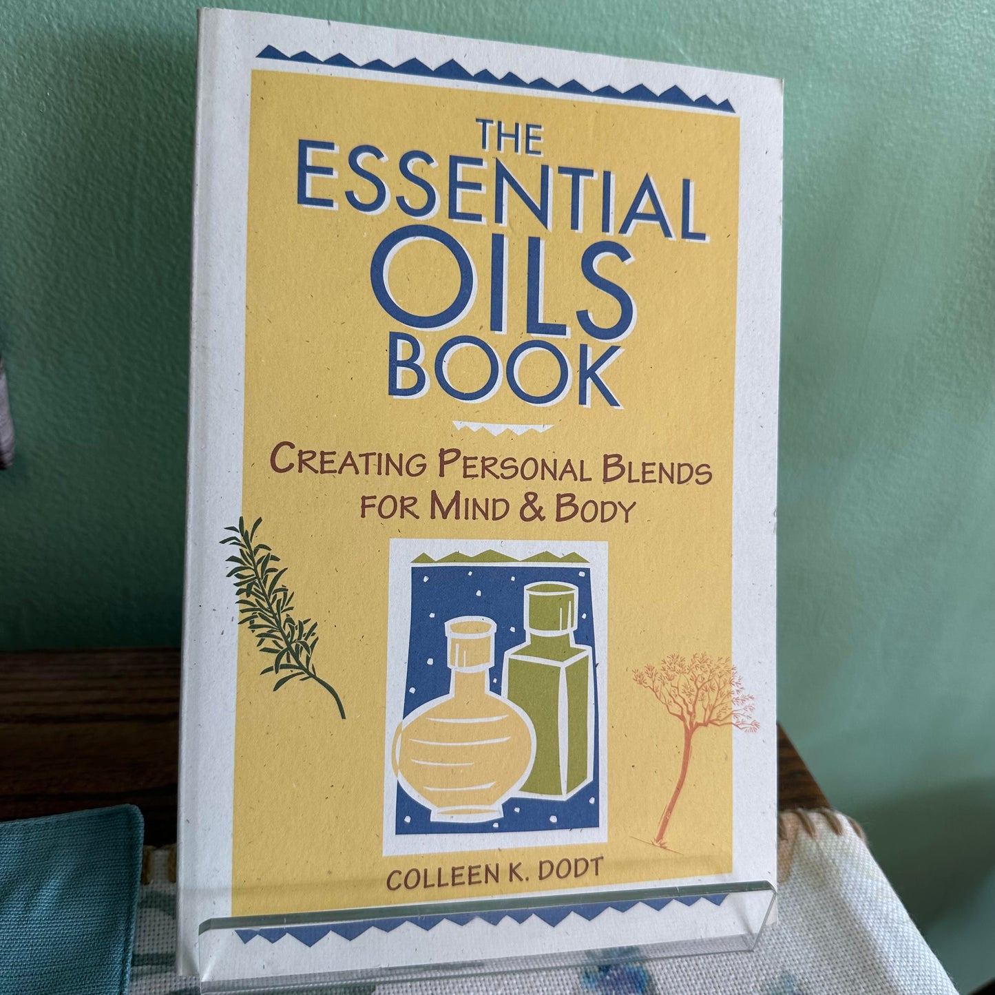 The Essential Oils Book